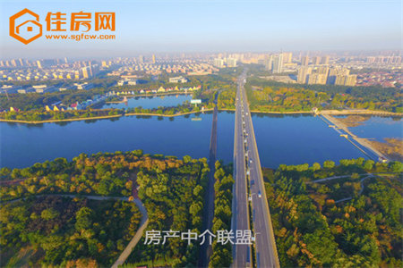 中兴世纪城西区小三室108简装修52万